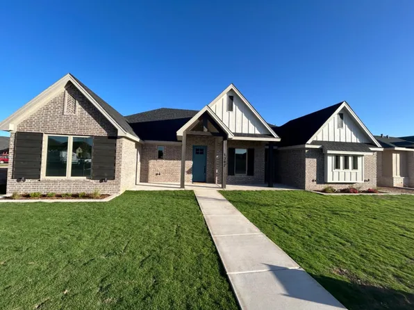 1302 N 14th St, Wolfforth, TX 79382