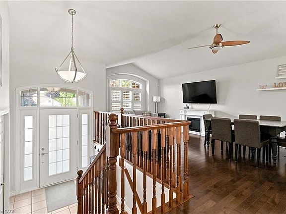 3rd image of 33 Stratford Ter