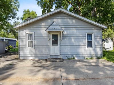 106 12th Pl S, Clear Lake, IA, 50428