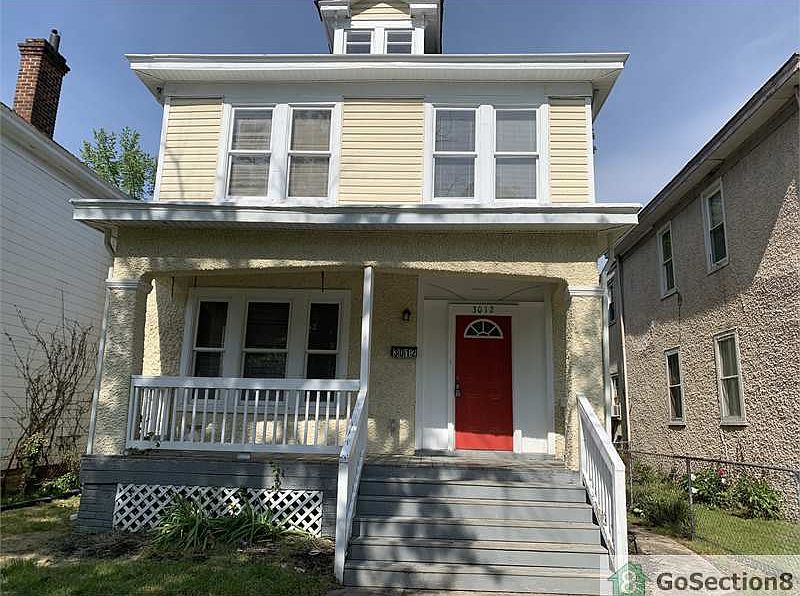 1st image of 3012 Garland Ave