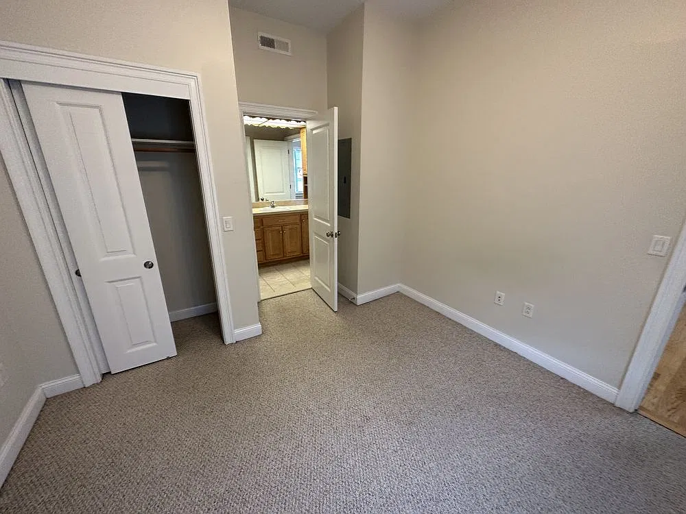 22 Whiting St — Photo 3