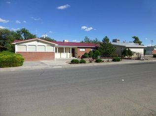 1304 N Carlton Ave, Farmington, NM 87401