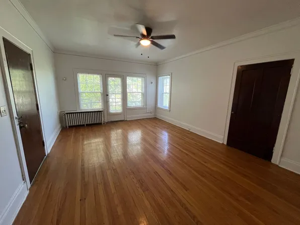 Stratford Apartments