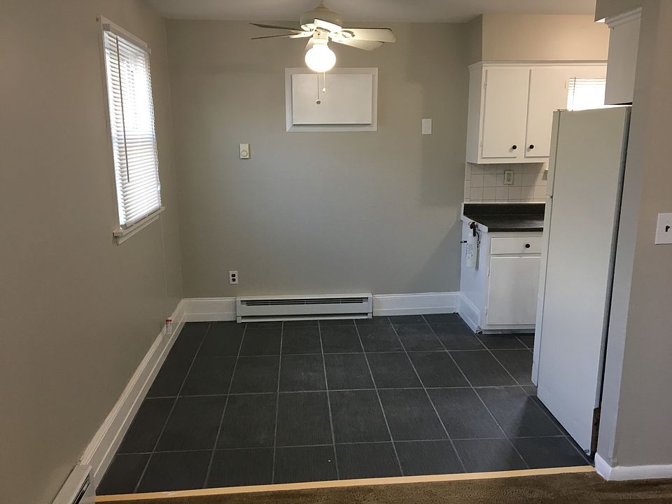 Eat in Kitchen