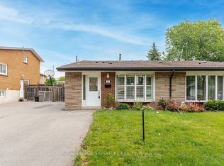 591 Turner Dr #1, Burlington, ON L7L 2W8