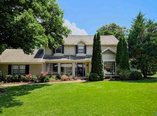 2309 Greenwood Dr SE, Decatur, AL 35601