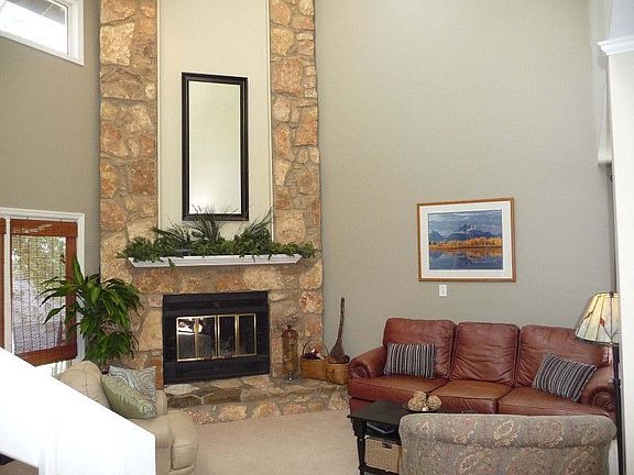 2nd image of 1 Circle Pine Dr