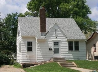 707 S Grange Ave, Sioux Falls, SD 57104