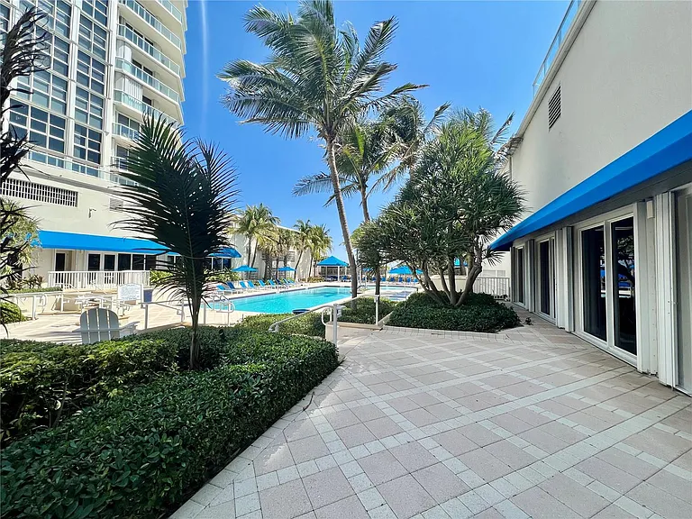 6001 N Ocean Dr #706 — Photo 38