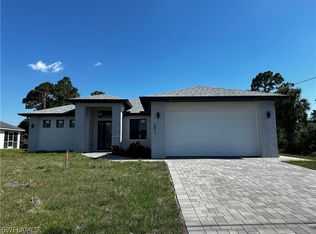 2817 35th St SW, Lehigh Acres, FL 33976