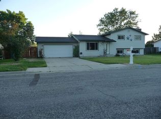 2975 Georgina Dr, Billings, MT 59102