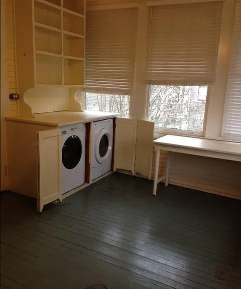 Sun Room/Laundry