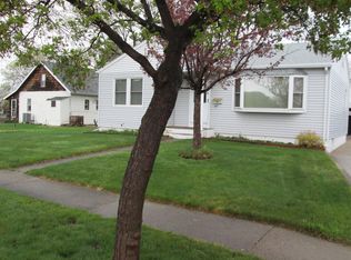 803 N Poplar Ave, Pierre, SD 57501