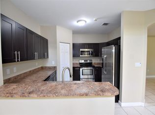 10440 NW 63rd Ter, Doral, FL 33178