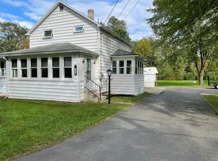 333 Midland Dr, Vestal, NY 13850