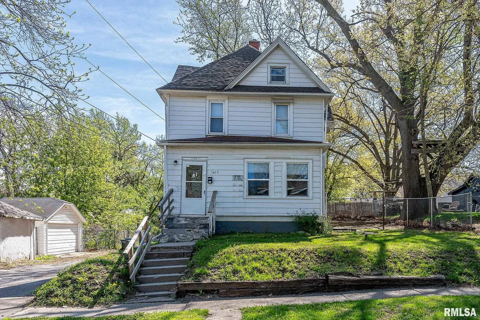 1413 Carey Ave photo 1