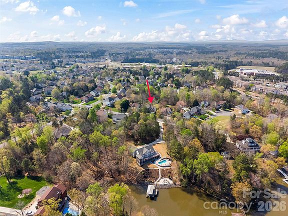 3rd image of 3715 Messina Rd