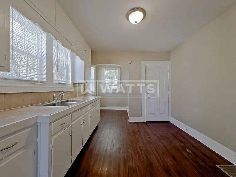 7025 4th Ave S — Photo 5