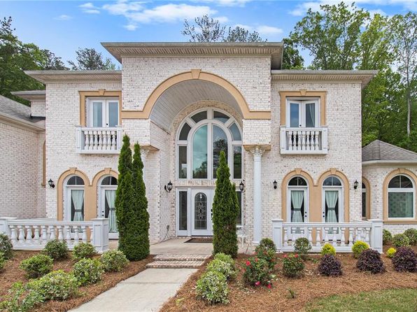 2425 Wild Oak Ct, Stockbridge, GA 30281