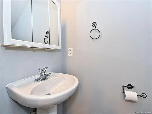 133 Singleton Rd — Photo 21