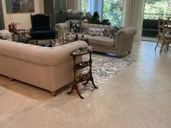 126 Palm Bay Ter APT C, Palm Beach Gardens, FL 33418