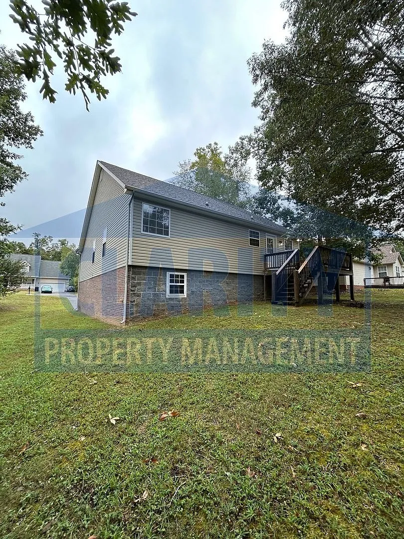 Beautiful three-bedroom home! — Photo 4