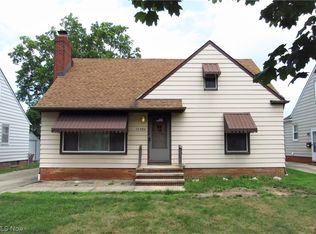 16480 Elderdale Dr, Middleburg Heights, OH 44130
