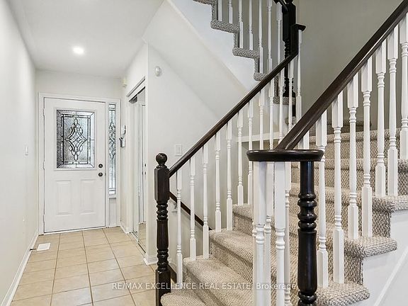 2nd image of 2406 Baintree Cres