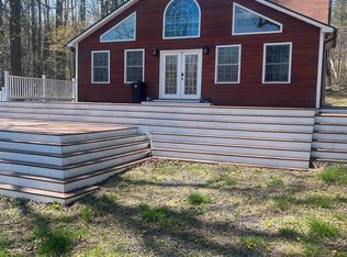 12083 Fawn Ridge Rd, Linden, VA 22642