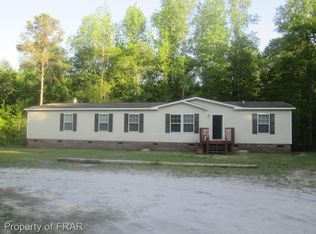 422 Higgins Ln, Raeford, NC 28376