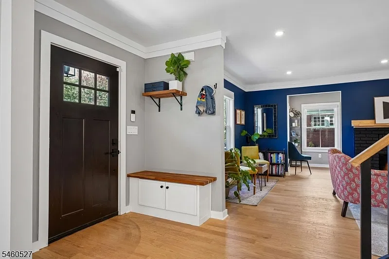5 bed, 6.0 bath, $8,500 — Photo 2