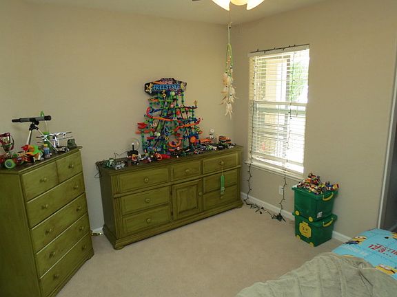 5th image of 1951 Deerfield Dr