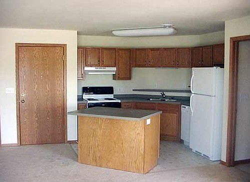 4th image of 931 Harrington Dr APT 206