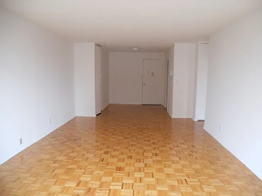 Rented by Realty Operations Group | media 1