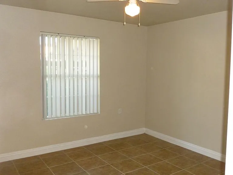 2801 N Rainbow Blvd #135 — Photo 11
