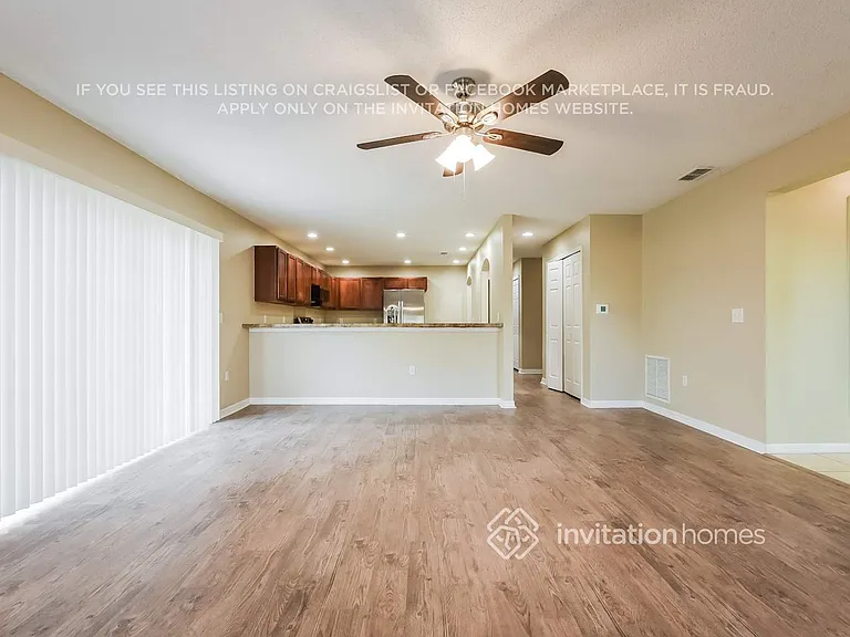 2621 Fair Oaks Dr — Photo 3