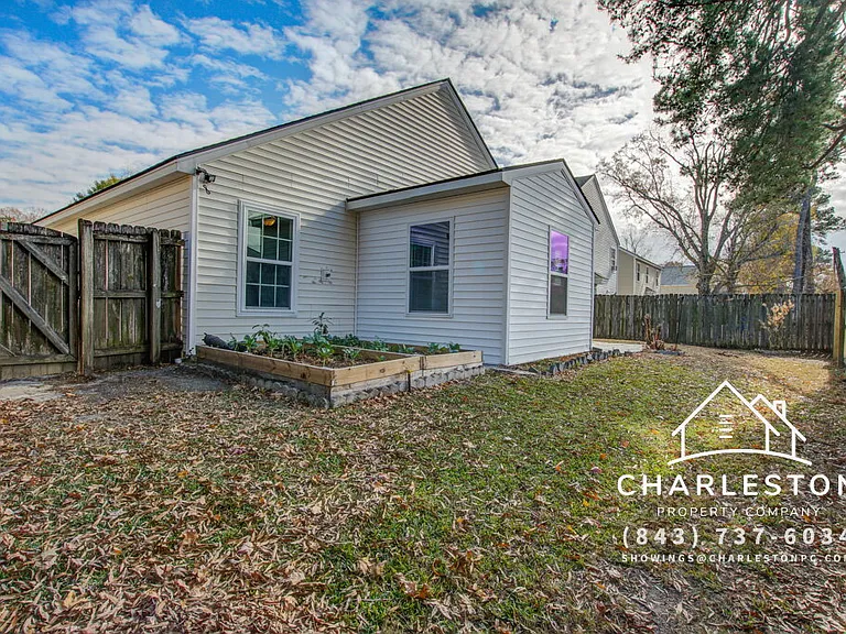 8637 Chloe Ln — Photo 22