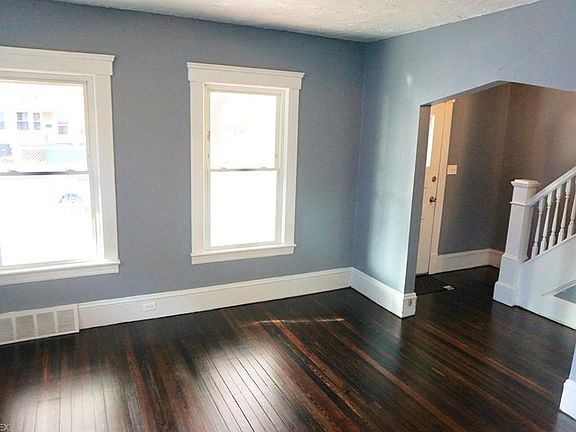 5th image of 1345 Beach Ave