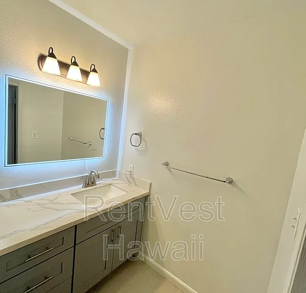 92-1068 Palahia St #4 — Photo 17