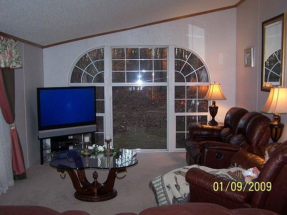 3rd image of 114 Lambert Ln