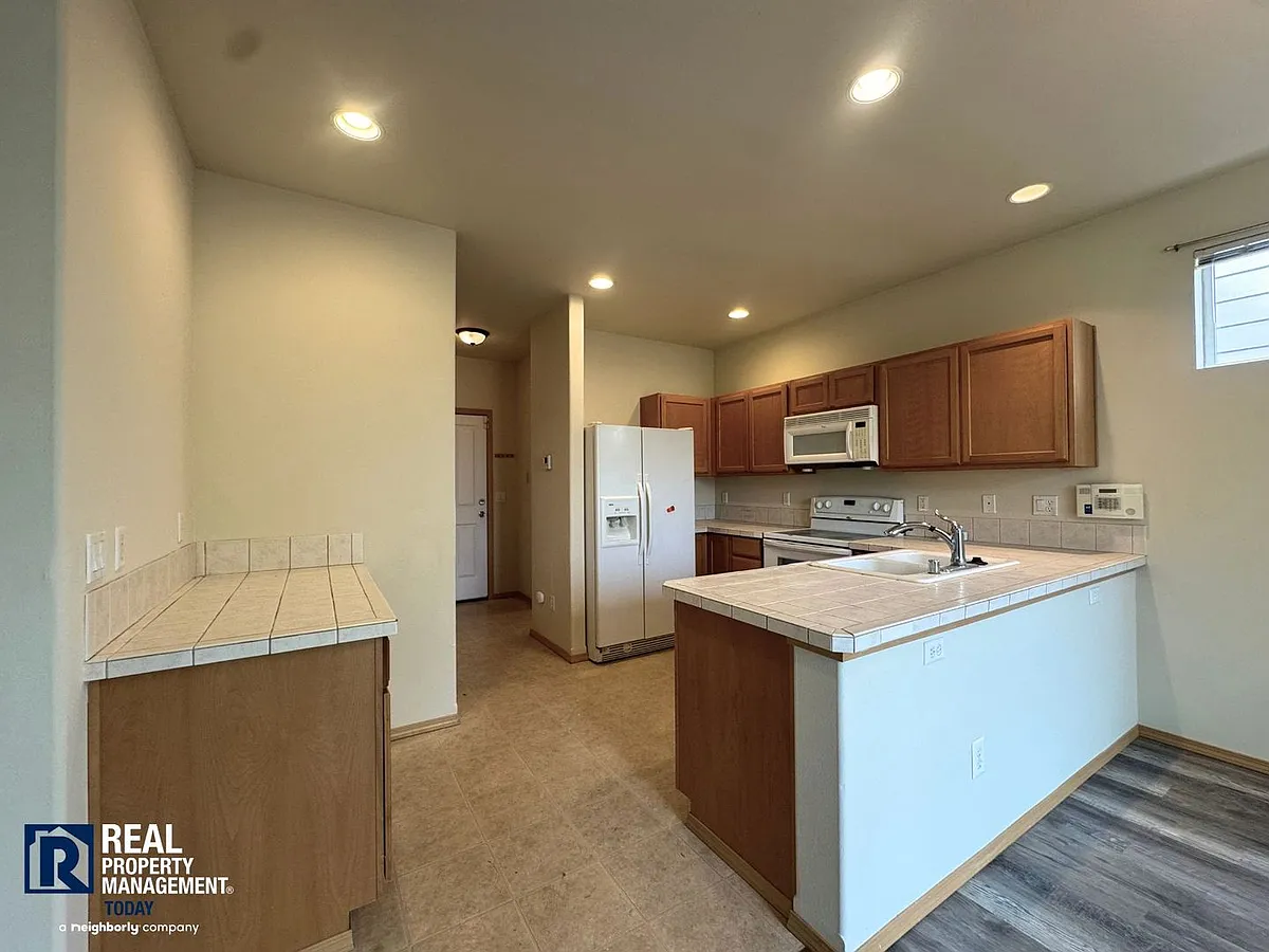 Building Photo - 18807 97th Avenue Ct E