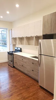 Rented by HFF Realty LLC | media 10