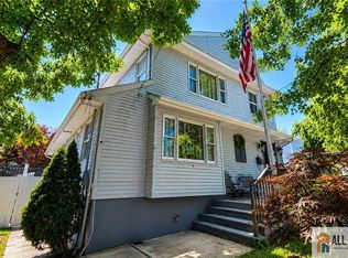102 Gracey St, Edison, NJ 08817