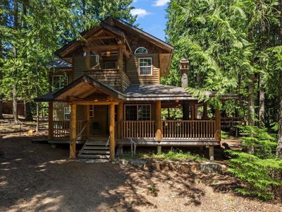 83-35 Whispering Pines Rd, Sagle, ID, 83860