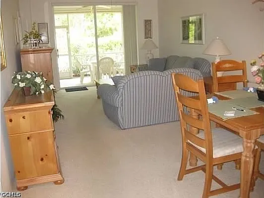 2 bed, 2.0 bath, 1375 sqft, $4,800 — Photo 3