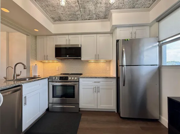 102 Royal Pk Drive #4C, Oakland Park, FL 33309
