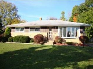 7702 Ann Arbor Dr, Parma, OH