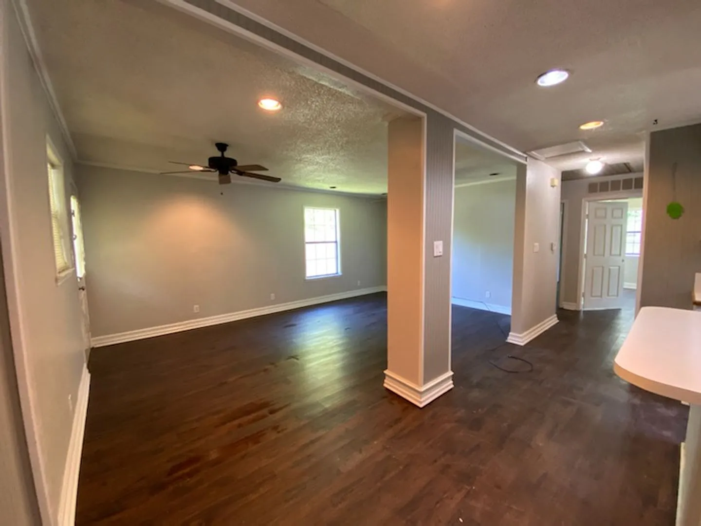 1107 Esma - Greenville — Photo 4