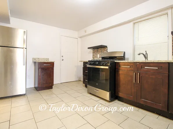 4339 S Hermitage Ave #1F, Chicago, IL 60609