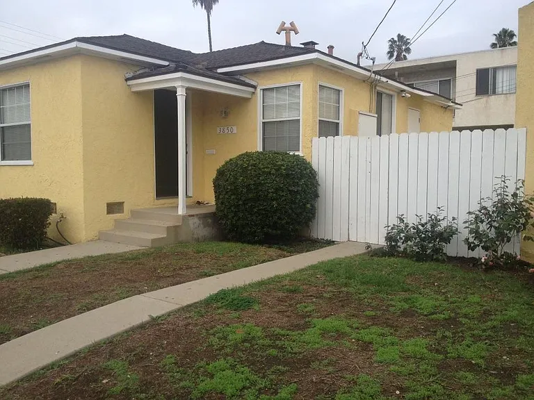 3850 Wade St — Photo 1